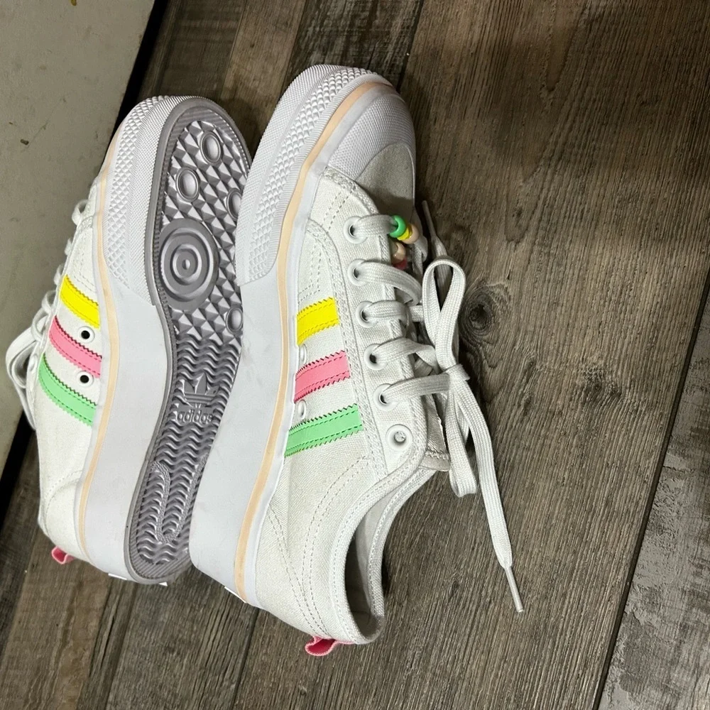 Adidas Nizza Platform pastel & White beaded Sneakers